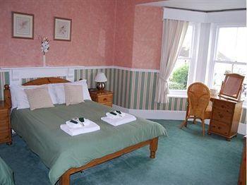The Village 3*