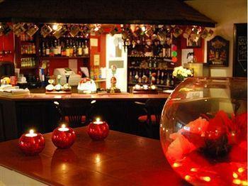 Gasthof The Village 3*